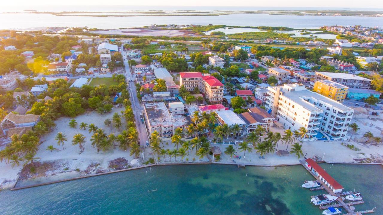 Tropical Palace Hotel San Pedro  Ngoại thất bức ảnh