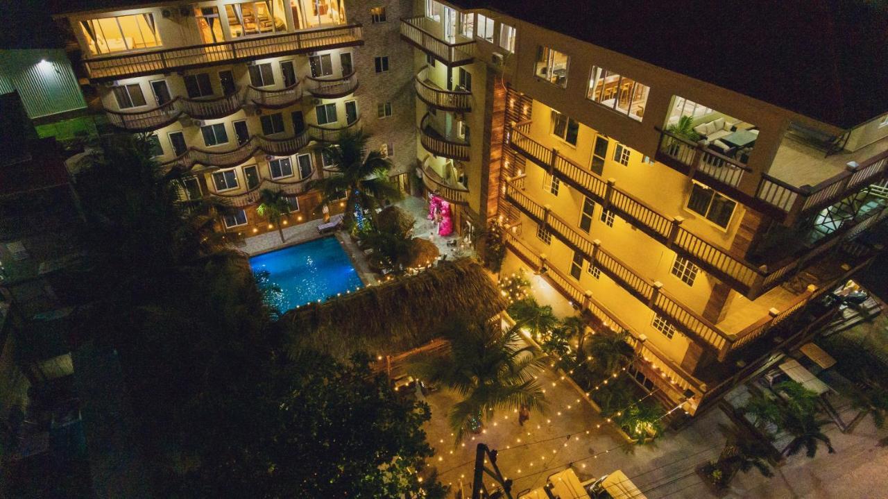 Tropical Palace Hotel San Pedro  Ngoại thất bức ảnh
