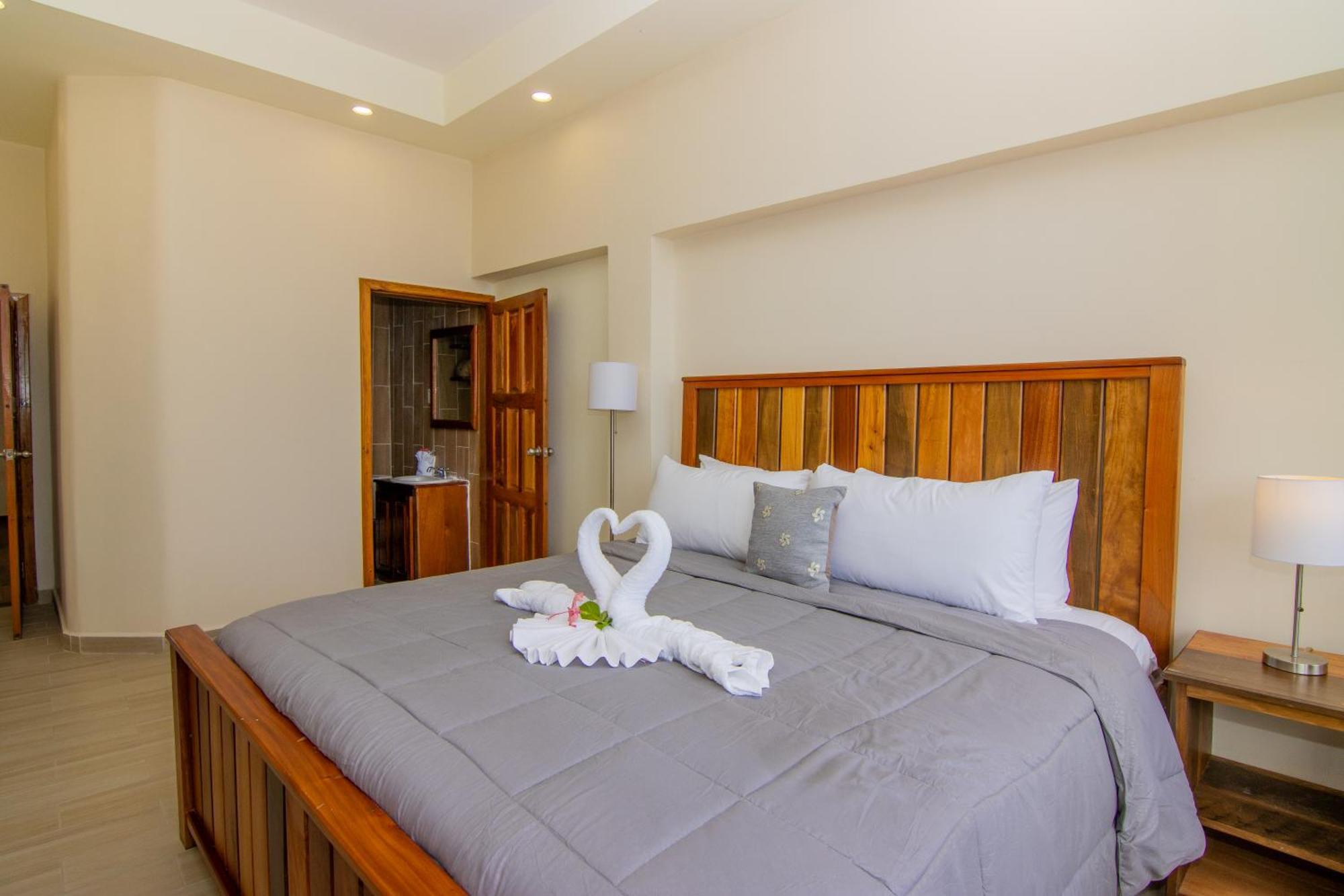 Tropical Palace Hotel San Pedro  Ngoại thất bức ảnh