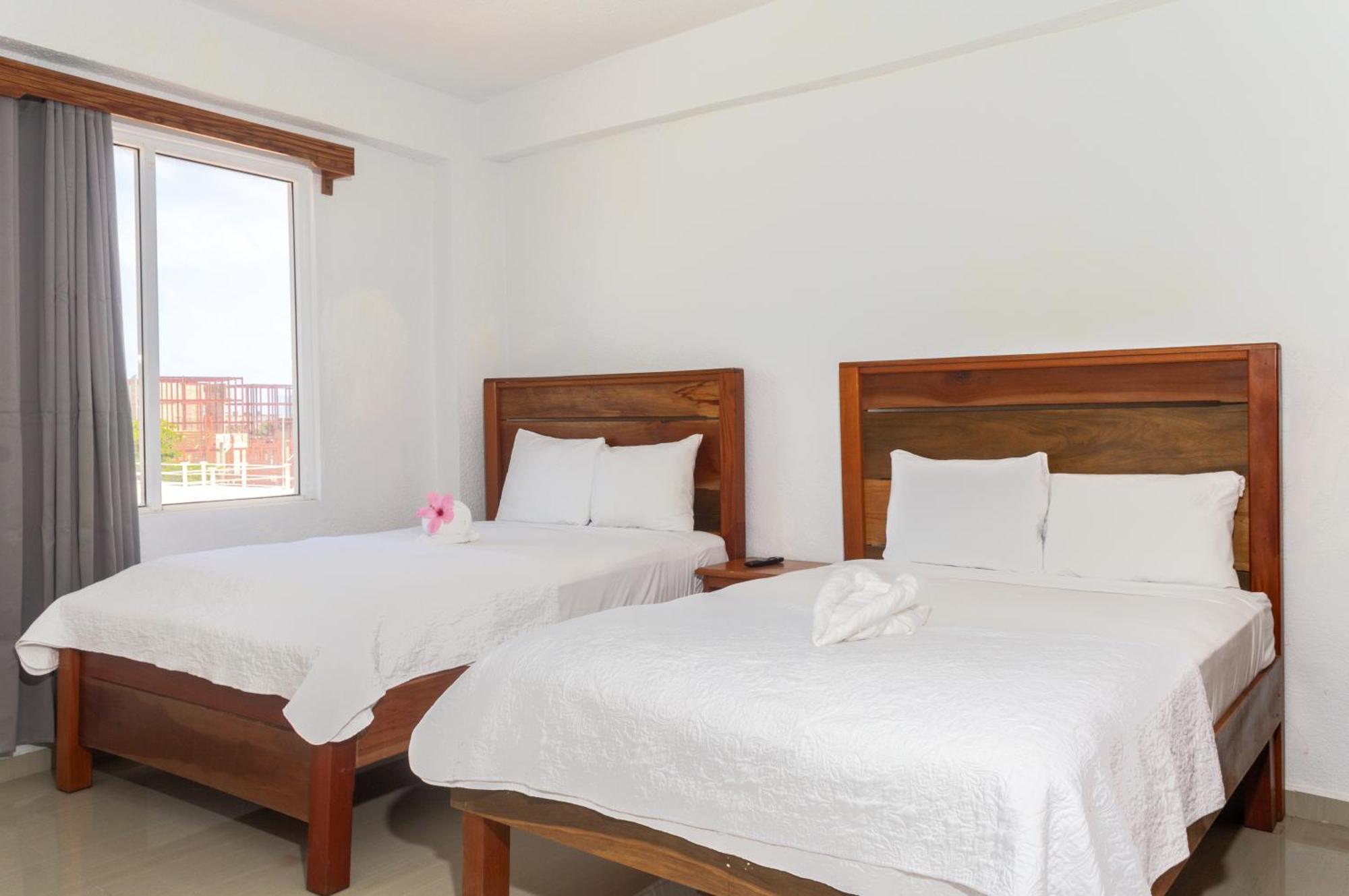 Tropical Palace Hotel San Pedro  Ngoại thất bức ảnh